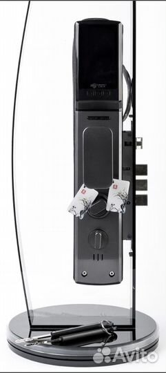 Электронный замок на металлическую дверь