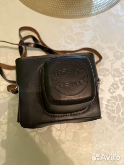 Пленочный фотоаппарат зенит е
