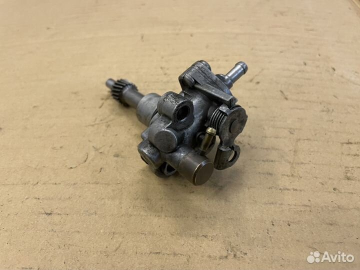 Масляный насос Honda Dio AF-18, 27, 28 Оригинал
