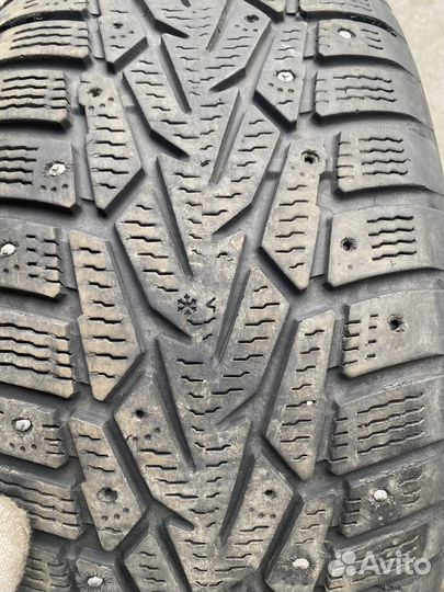 Зимняя резина 215 55 r17 бу шипованные