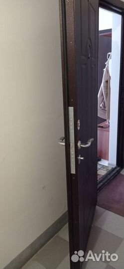 Дверь входная металлическая левая бу