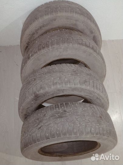 Nokian Tyres Hakkapeliitta 7 215/65 R16