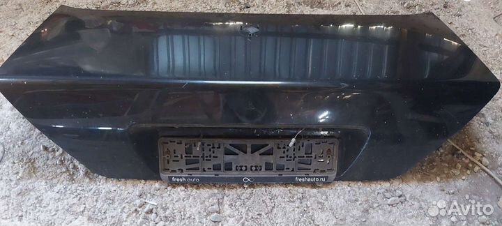 Крышка багажника на Mercedes W140