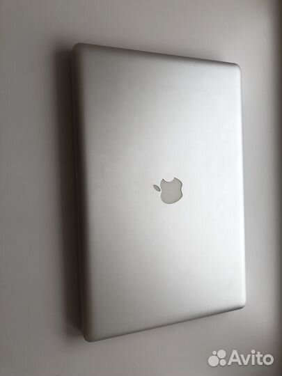 Apple macbook Pro 17