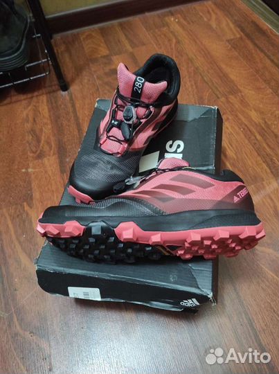 Кроссовки adidas оригинал