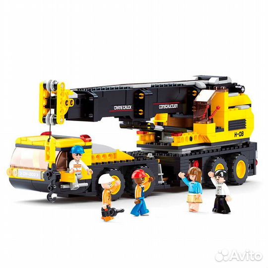 Конструктор Город: Автокран 767 деталей Sluban M3