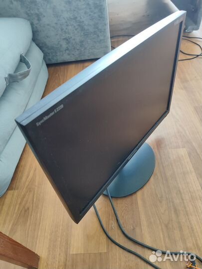 Монитор Samsung syncmaster e2220