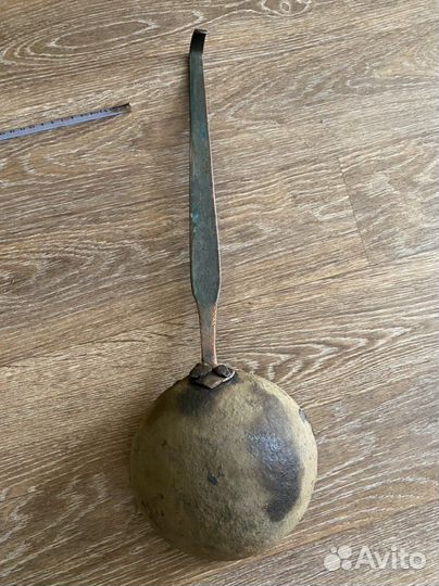 Старинный ковш с клеймами