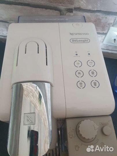 Кофемашина delonghi