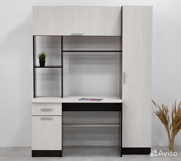 Стол компьютерный