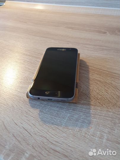 Samsung Galaxy S7, 4/32 ГБ