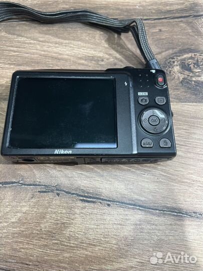 Компактный фотоаппарат nikon