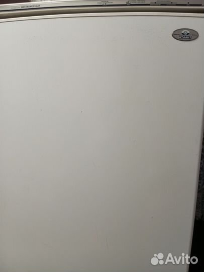 Холодильник Атлант двухкамерный б/у