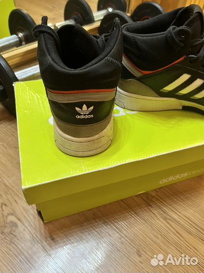 Кроссовки adidas на мальчика