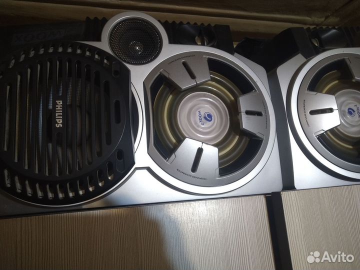 Колонки от музыкального центра philips