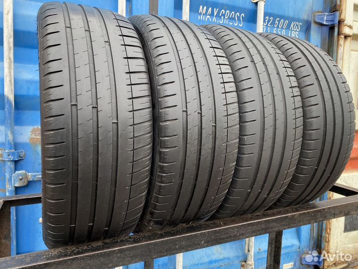 Michelin Pilot Sport 3 215/45 R18 93W