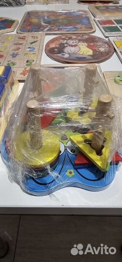 Развивающие игрушки