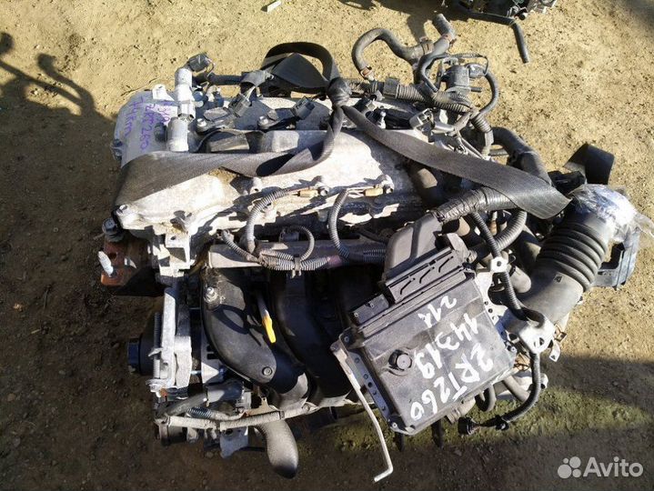 Двигатель Toyota Corolla 150 1zr fe 1.6 голый