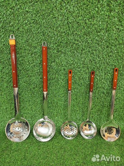 Шумовки, половники, лопатки