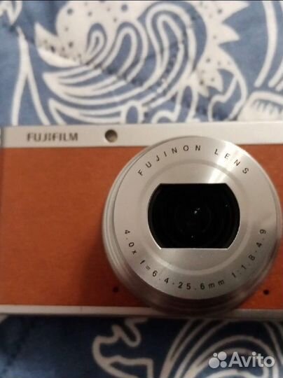 Фотоаппарат компактный Fujifilm XF1.Не рабочий