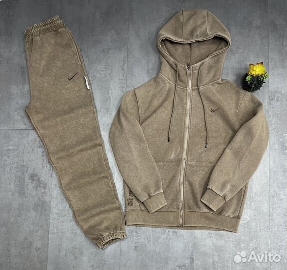 Спортивный костюм Nike
