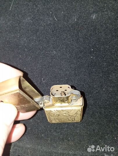 Зажигалка бензиновая zippo