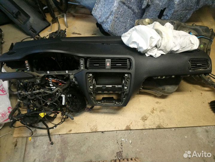 Торпеда на Фольксваген Джетта 6