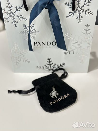 Pandora подвеска Снежинка