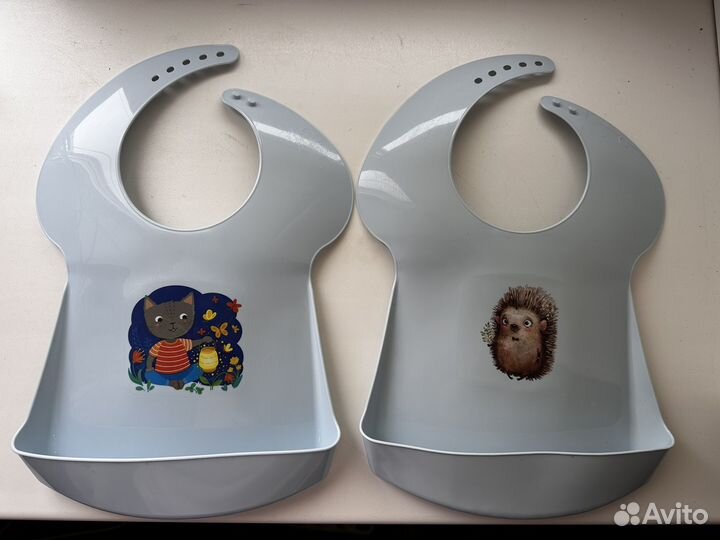 Нагрудник детский пластиковый