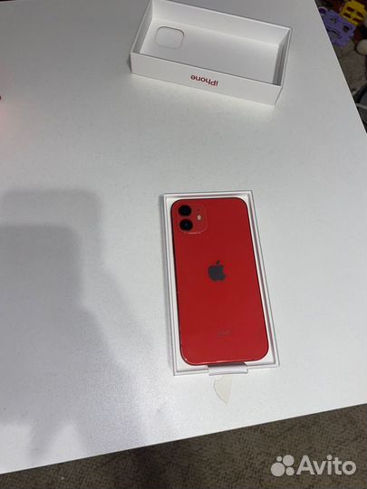 iPhone 12, 64 ГБ