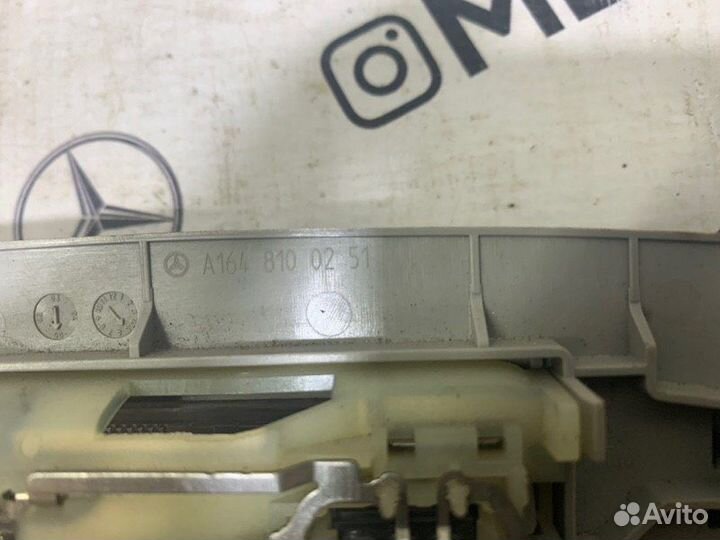 Ручка потолка задняя правая Mercedes-Benz W164