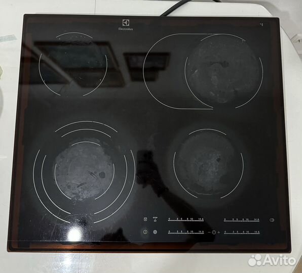 Варочная панель электрическая electrolux