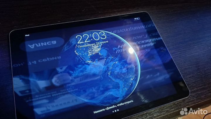 Планшет Apple iPad Air 64