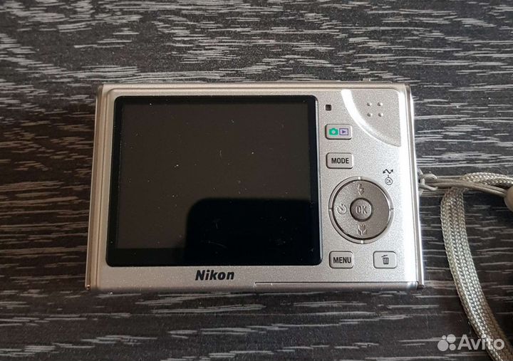Компактный фотоаппарат nikon coolpix