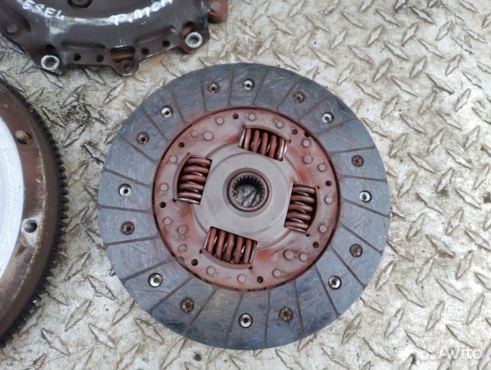 Сцепления и маховик на Ford mondeo 1-1.8 (дизель)