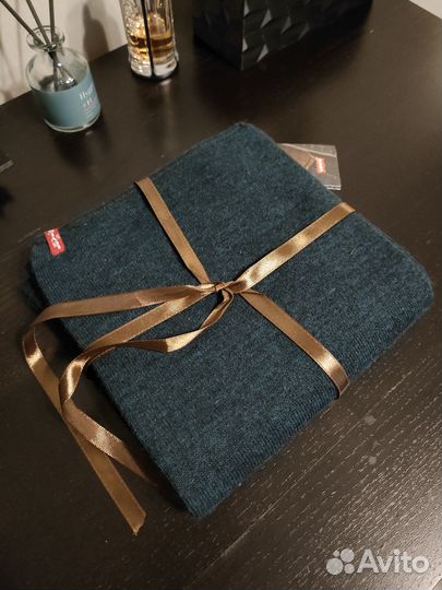 Шарф Levi's