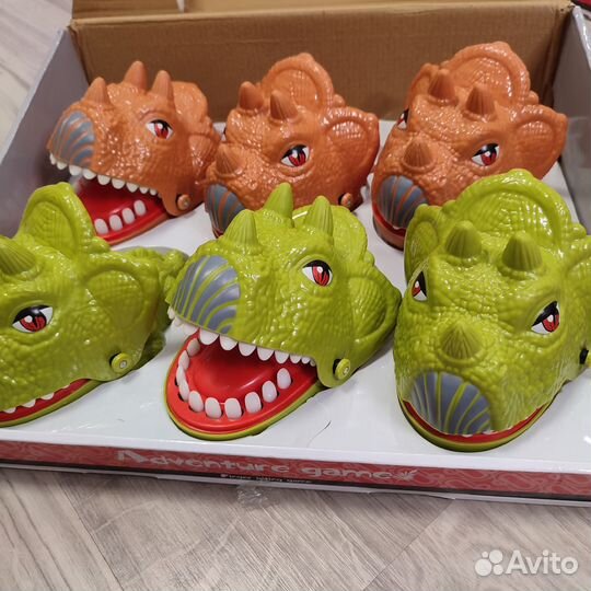 Игрушка кусака