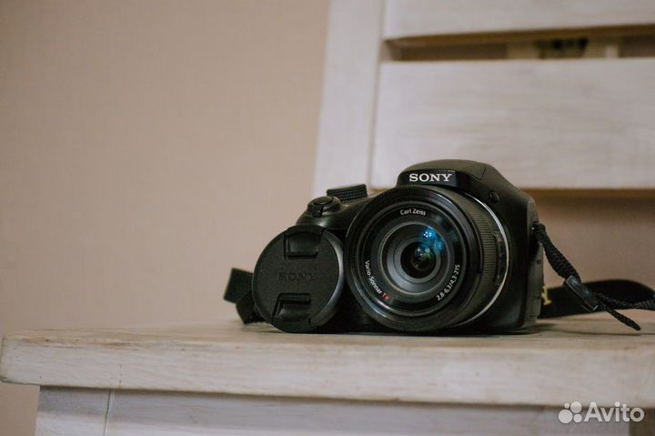 Фотоаппарат Sony Cyber-shot DSC-HX300