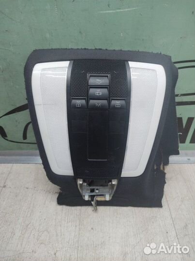 Плафон потолка передний Mercedes-Benz C-Class W204