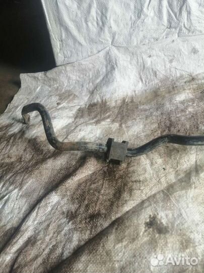 Передний стабилизатор Subaru Impreza G12