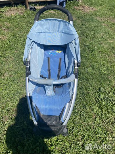 Прогулочная коляска