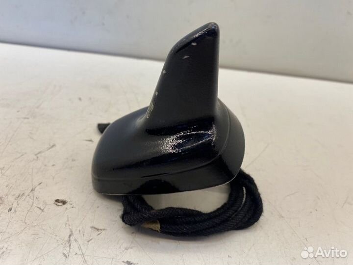 Антенна Audi A6 C6 2.0 2008