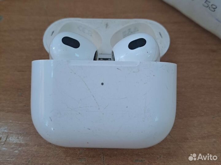 Airpods