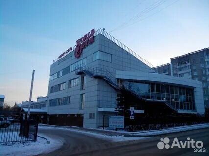 Абонемент в фитнес клуб с бассейном