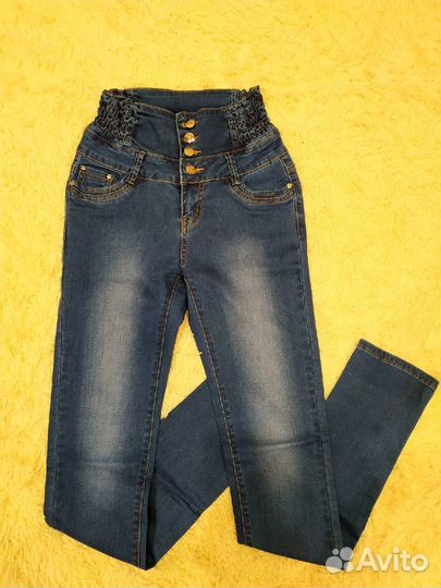 Джинсы новые