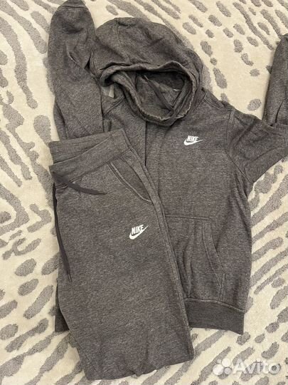 Костюм Nike женский