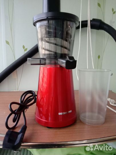 Соковыжималка шнековая redmond