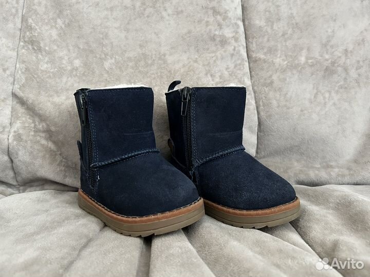Детские ботинки (угги)
