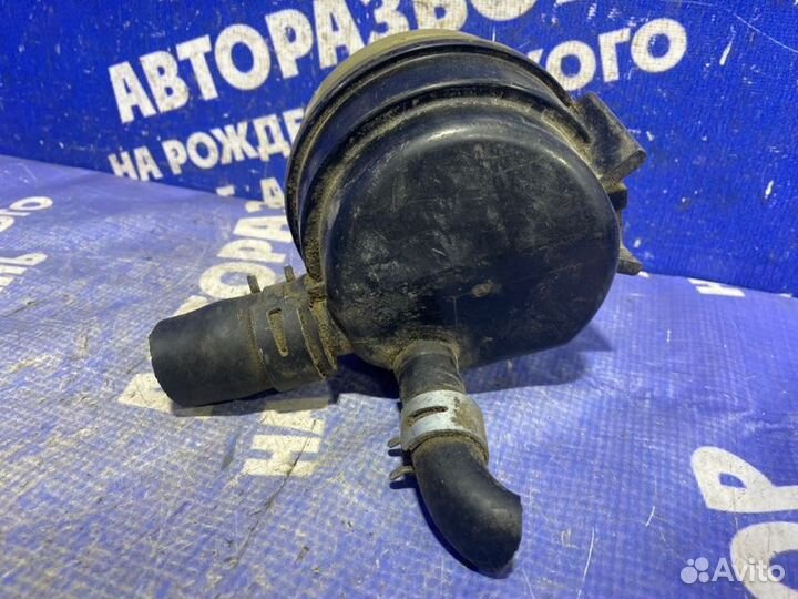 Бачок гидроусилителя Toyota Camry Prominent 4VZ-FE