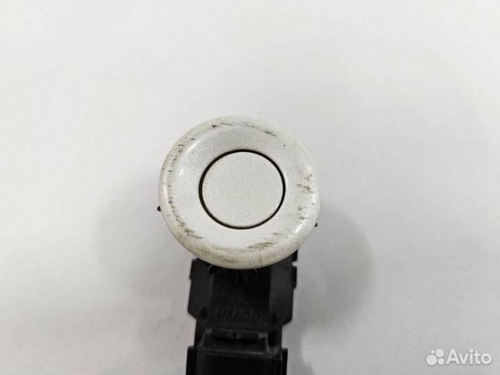 Датчик парковки (парктроник) задний Toyota Rav4 40